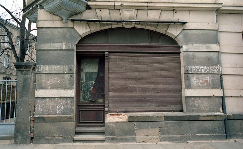 Dresden-Pieschen, Robert-Matzke-Str. 12, 20.3.1995 (1).jpg.jpg - Buchbinderei - Buchdruckerei